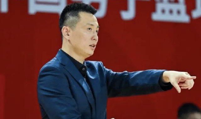 官方澳客网-卢伟：北京虽缺兵少将但阵容深厚；队伍非常团结这一点很重要