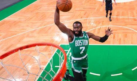 两大核心缺席仍大胜魔术 角色球员已非绿军短板？